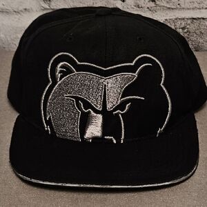 Memphis Grizzly's Snapback Cap with Bear Logo